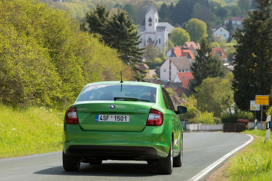  Skoda Rapid 2017 года  (WW) (фото 21 из 45)